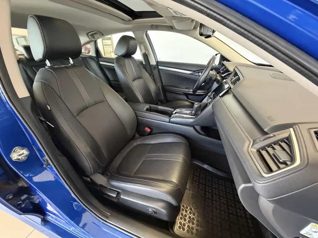 Honda Civic 1.5 i-VTEC Turbo CVT Executive + AHK + 05/2017-photo-16