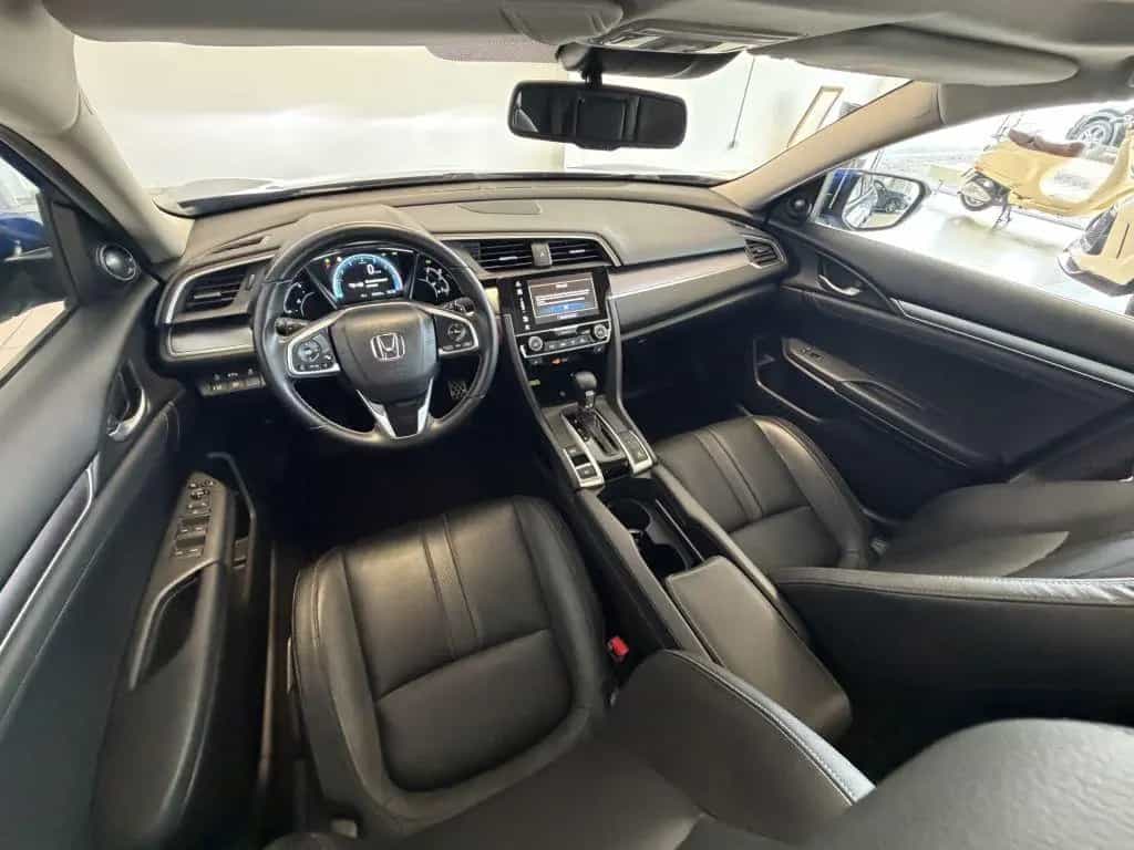 Honda Civic 1.5 i-VTEC Turbo CVT Executive + AHK + 05/2017-photo-17