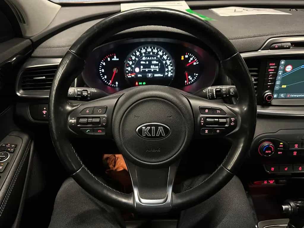 Kia Sorento Platinum Edition 4WD *AHK*PANORAMA*360* 05/2017-photo-20