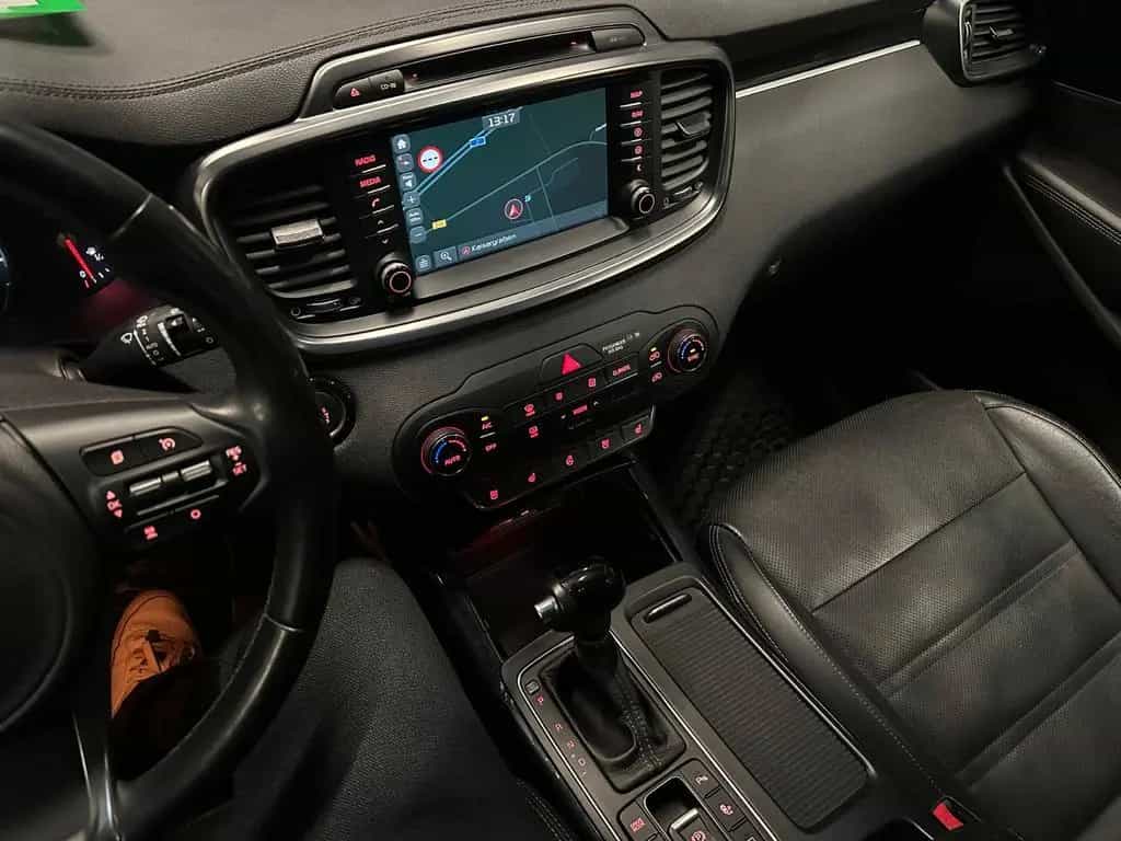 Kia Sorento Platinum Edition 4WD *AHK*PANORAMA*360* 05/2017-photo-22