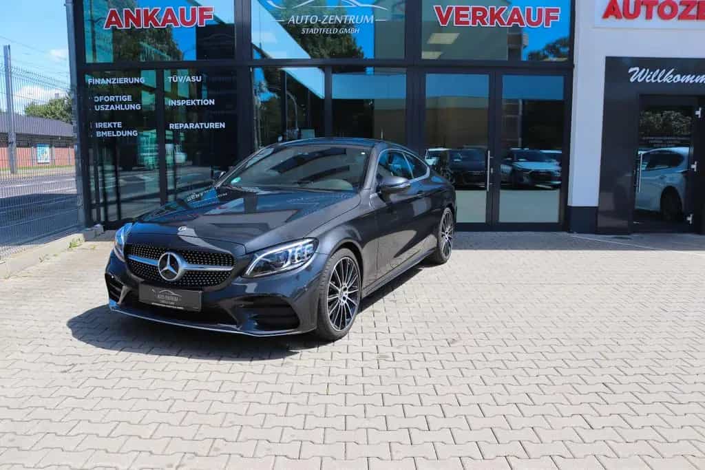 Mercedes-Benz C 200 Coupe 4Matic AMG Navi Kamera SHZ Alcantara 09/2018-photo-2