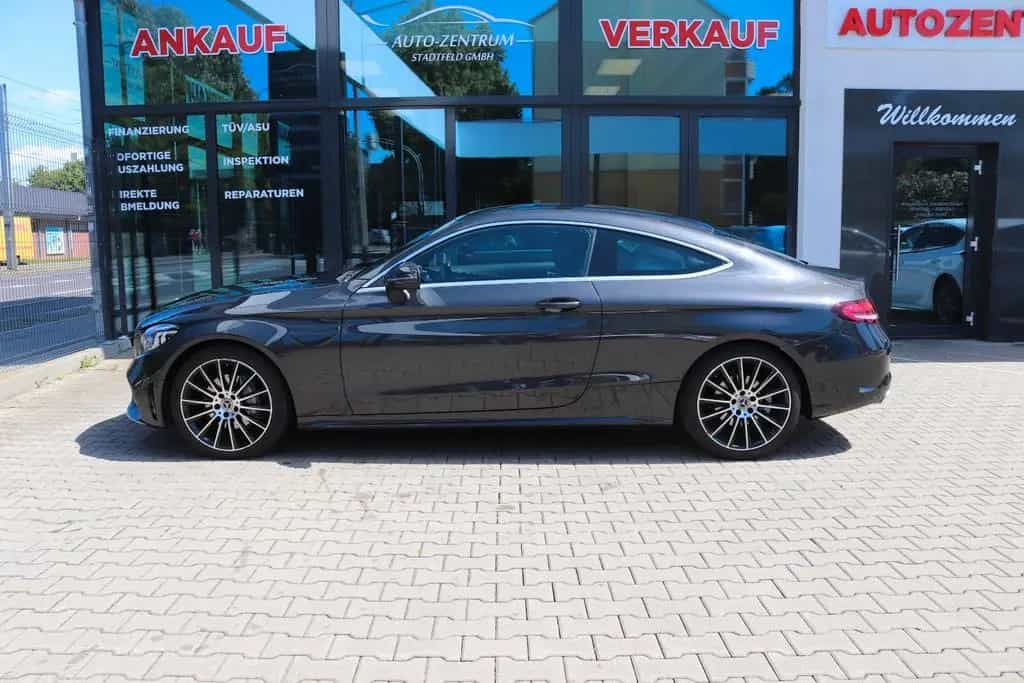 Mercedes-Benz C 200 Coupe 4Matic AMG Navi Kamera SHZ Alcantara 09/2018-photo-3