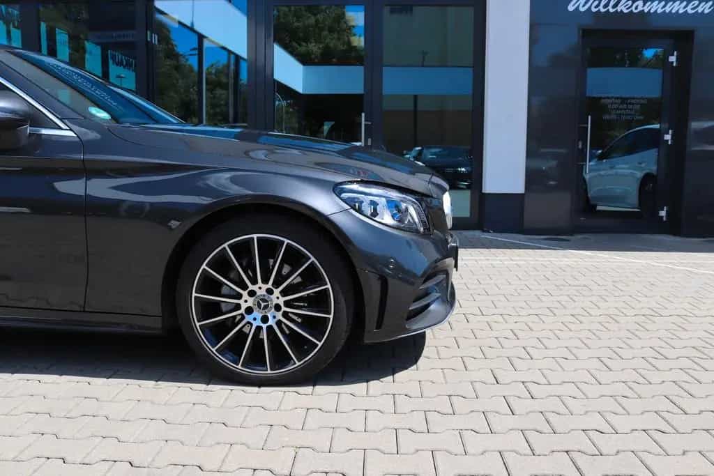 Mercedes-Benz C 200 Coupe 4Matic AMG Navi Kamera SHZ Alcantara 09/2018-photo-8