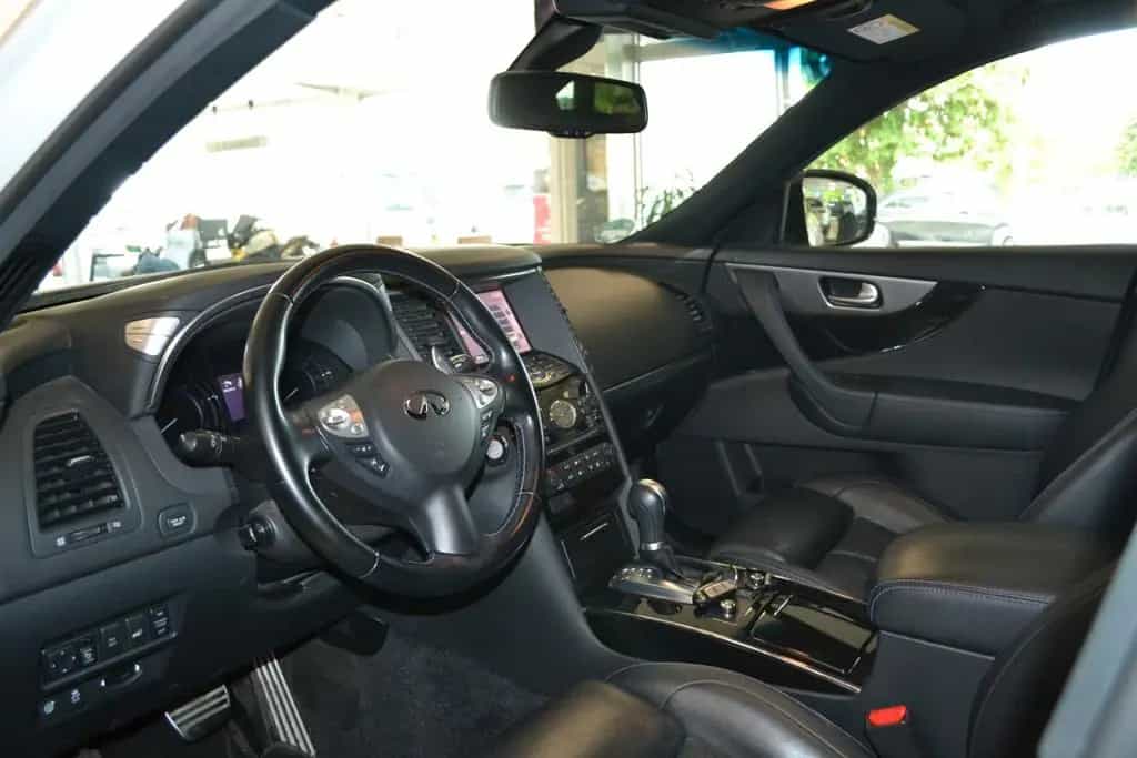 Infiniti QX70 30d GT Premium - AWD 04/2015-photo-14
