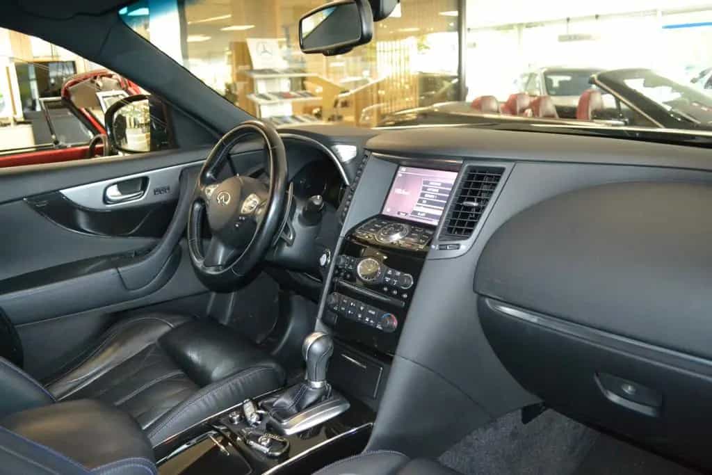 Infiniti QX70 30d GT Premium - AWD 04/2015-photo-5