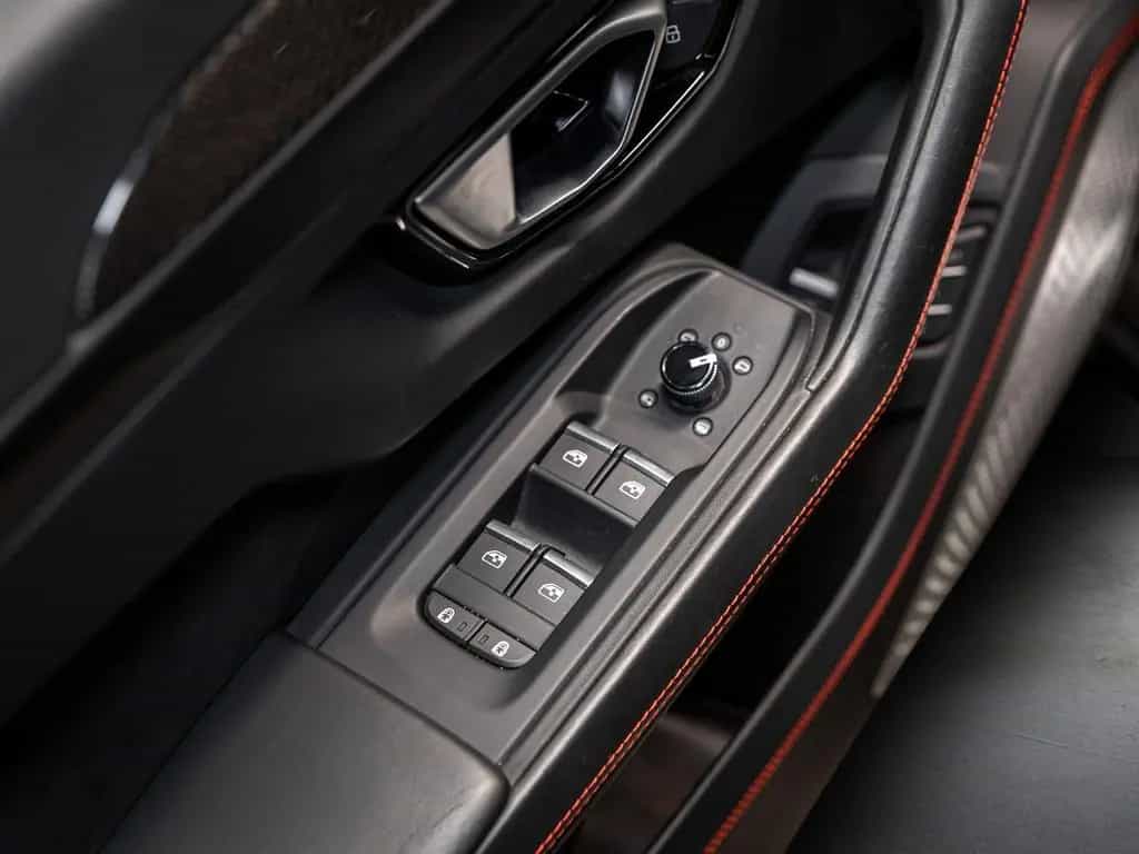 Lamborghini Urus MY2021 | Panorama | AHK 03/2021-photo-19