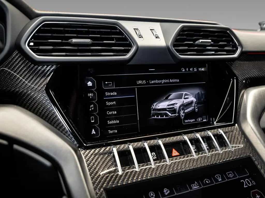 Lamborghini Urus MY2021 | Panorama | AHK 03/2021-photo-31