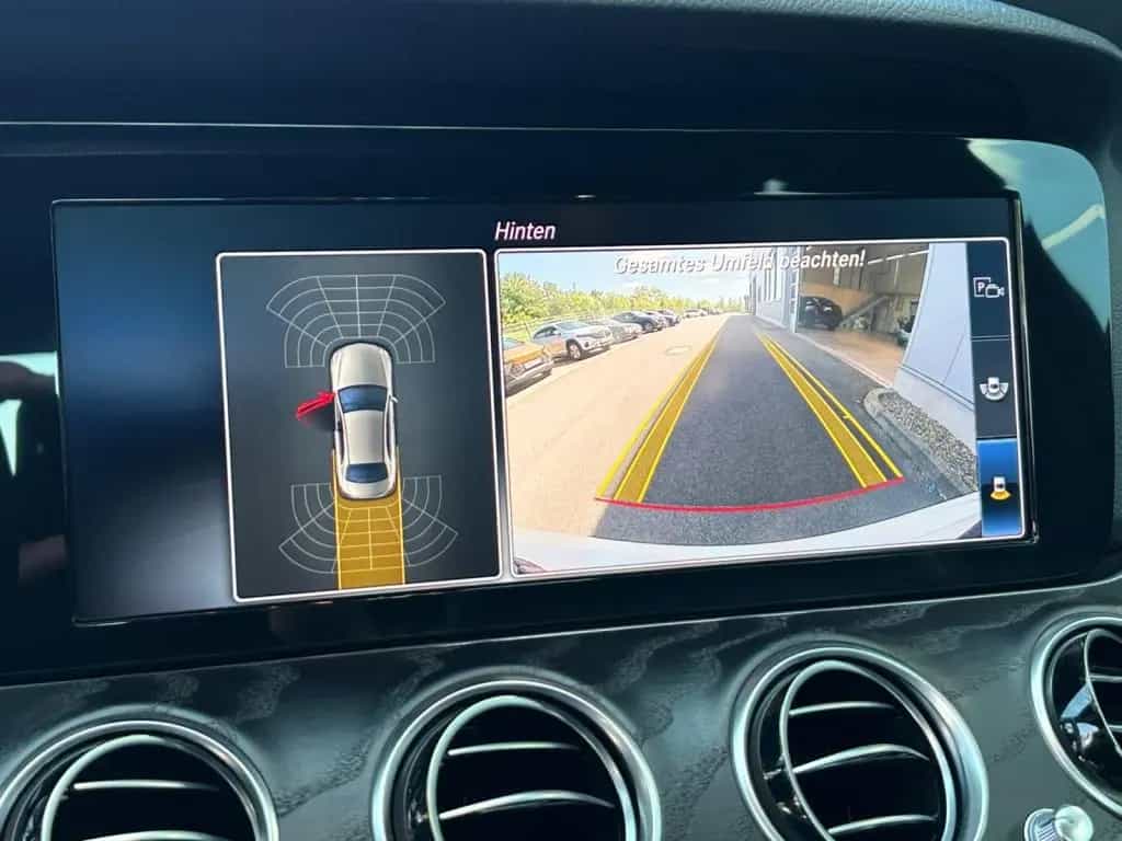 Mercedes-Benz E 200 Avantgarde*Sport*LED*Widescreen*Kamera* 09/2019-photo-10