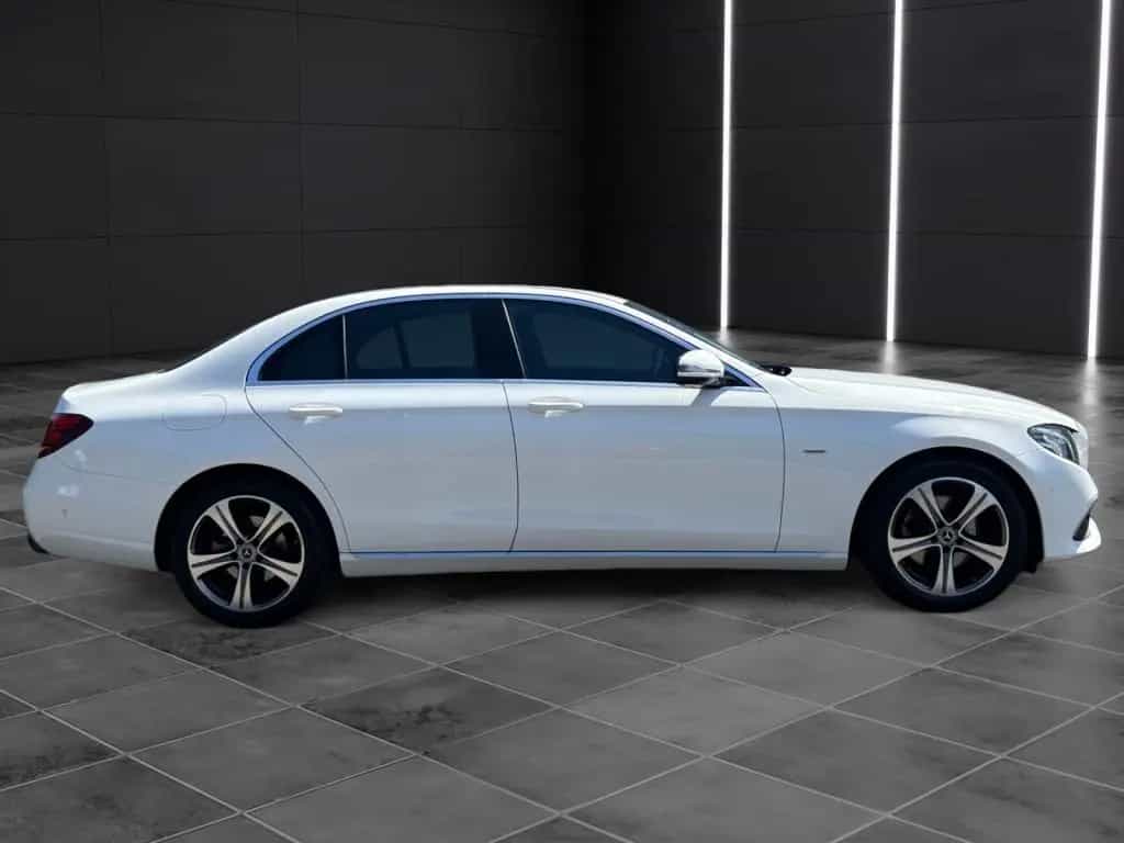 Mercedes-Benz E 200 Avantgarde*Sport*LED*Widescreen*Kamera* 09/2019-photo-19
