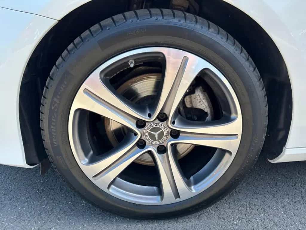 Mercedes-Benz E 200 Avantgarde*Sport*LED*Widescreen*Kamera* 09/2019-photo-4
