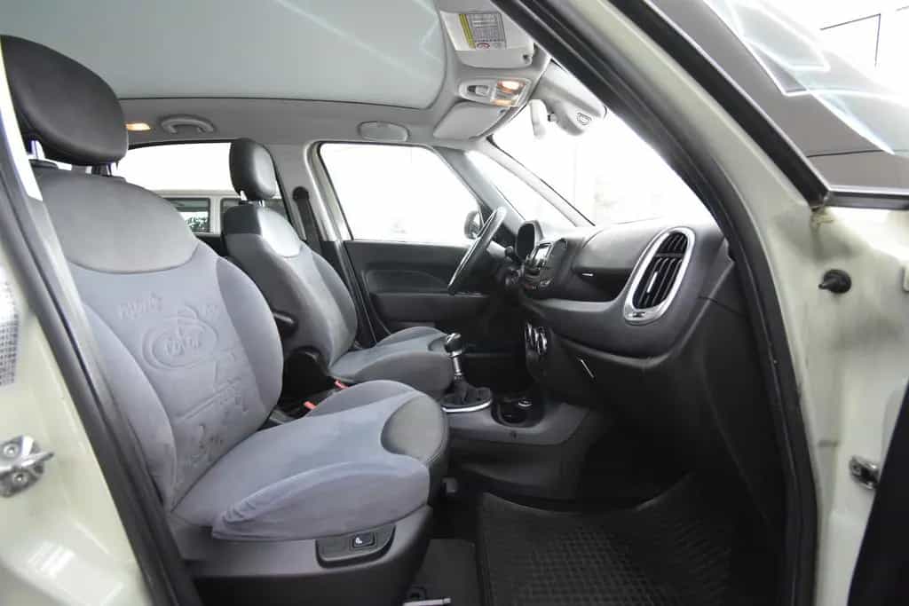 Fiat 500L Lounge Bluetooth Panorama-Dach AHK Klima 08/2013-photo-18