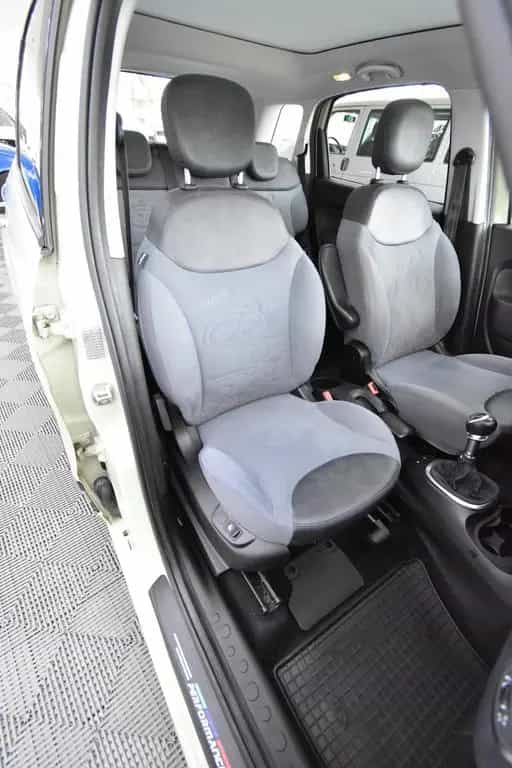 Fiat 500L Lounge Bluetooth Panorama-Dach AHK Klima 08/2013-photo-19