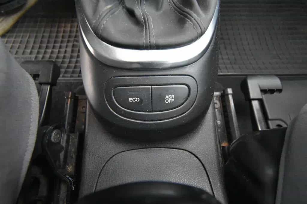 Fiat 500L Lounge Bluetooth Panorama-Dach AHK Klima 08/2013-photo-20