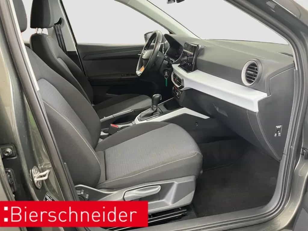 Seat Arona 1.0 TSI DSG Style Edition NAVI REAR VIEW S 04/2024-photo-13