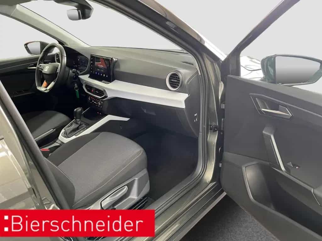 Seat Arona 1.0 TSI DSG Style Edition NAVI REAR VIEW S 04/2024-photo-32