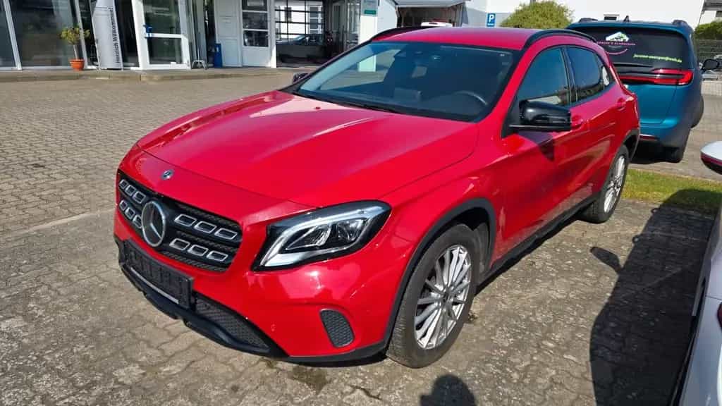 Mercedes-Benz GLA 200 ACC 09/2018-photo-0