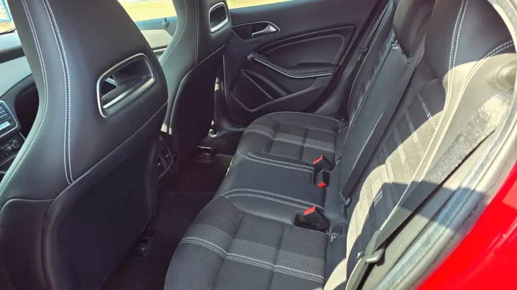 Mercedes-Benz GLA 200 ACC 09/2018-photo-10