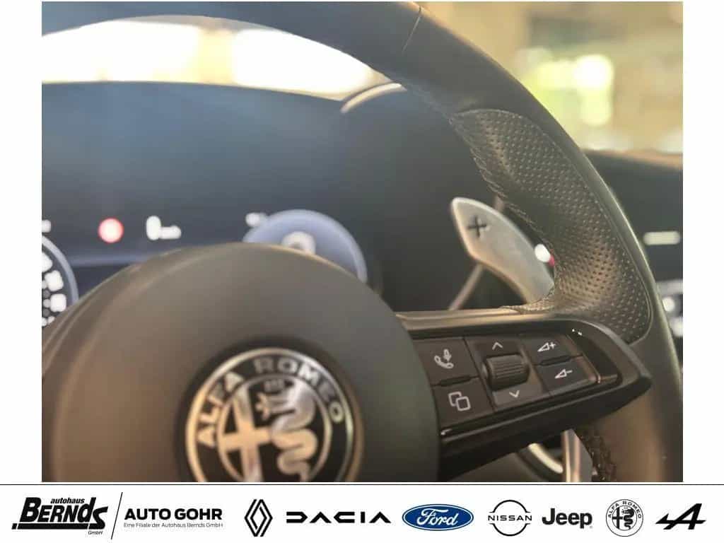 Alfa Romeo Giulia 2.0 Turbo 16V AT8-Q4 Sprint AUTOMA. ALLRA 07/2024-photo-18