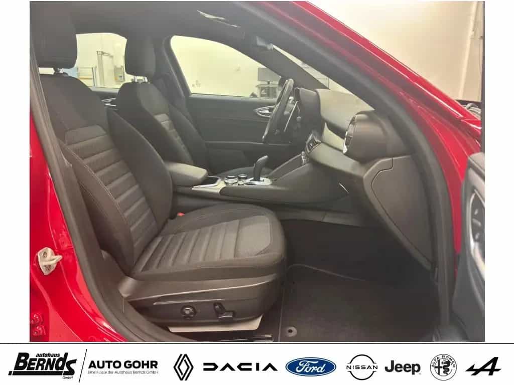 Alfa Romeo Giulia 2.0 Turbo 16V AT8-Q4 Sprint AUTOMA. ALLRA 07/2024-photo-2