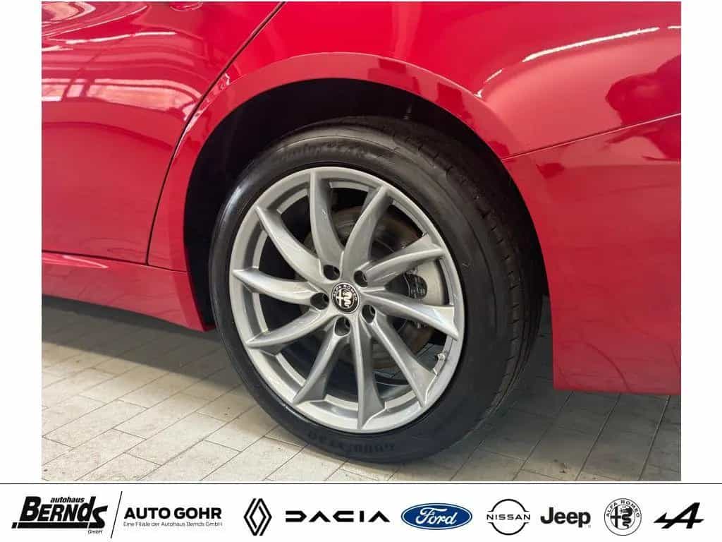 Alfa Romeo Giulia 2.0 Turbo 16V AT8-Q4 Sprint AUTOMA. ALLRA 07/2024-photo-29