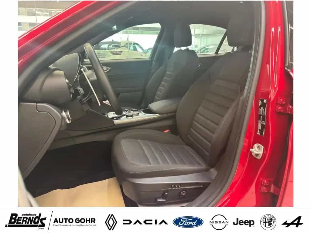 Alfa Romeo Giulia 2.0 Turbo 16V AT8-Q4 Sprint AUTOMA. ALLRA 07/2024-photo-9