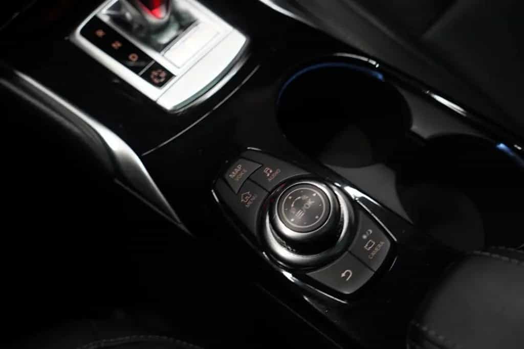 Infiniti Q30 2.2d Sport Aut. 2.Hand*Keyless*Bose*Acc*360° 05/2016-photo-32