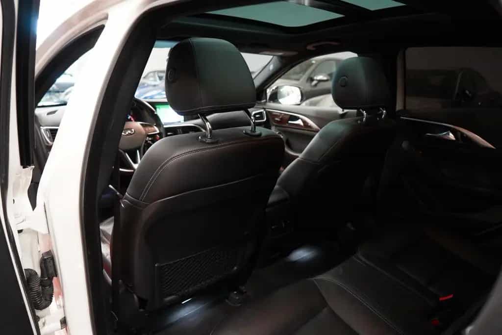 Infiniti Q30 2.2d Sport Aut. 2.Hand*Keyless*Bose*Acc*360° 05/2016-photo-35