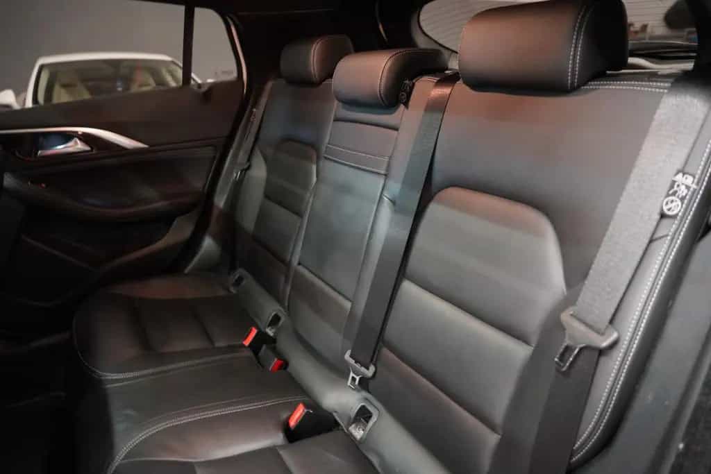 Infiniti Q30 2.2d Sport Aut. 2.Hand*Keyless*Bose*Acc*360° 05/2016-photo-36