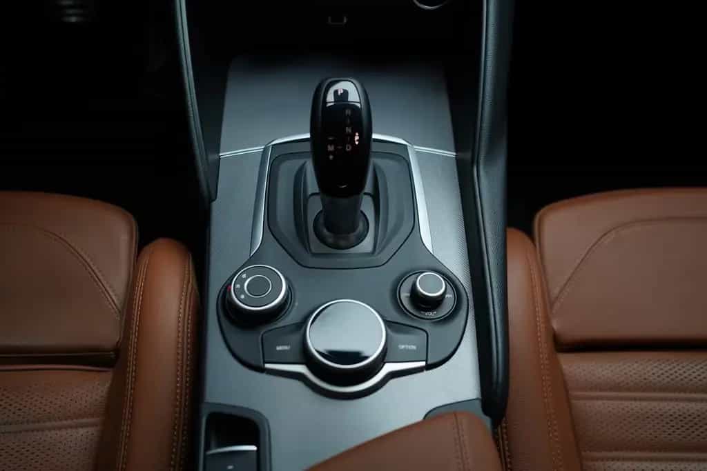 Alfa Romeo Giulia 2.0 Turbo Veloce Q4 LED | Kamera | 16V 02/2018-photo-13