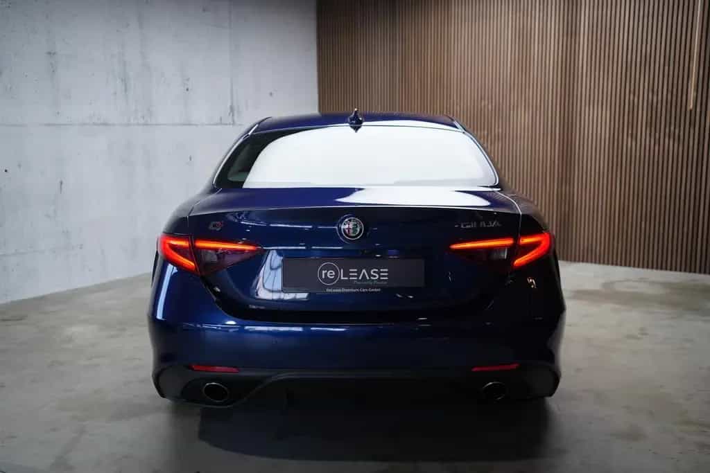 Alfa Romeo Giulia 2.0 Turbo Veloce Q4 LED | Kamera | 16V 02/2018-photo-6