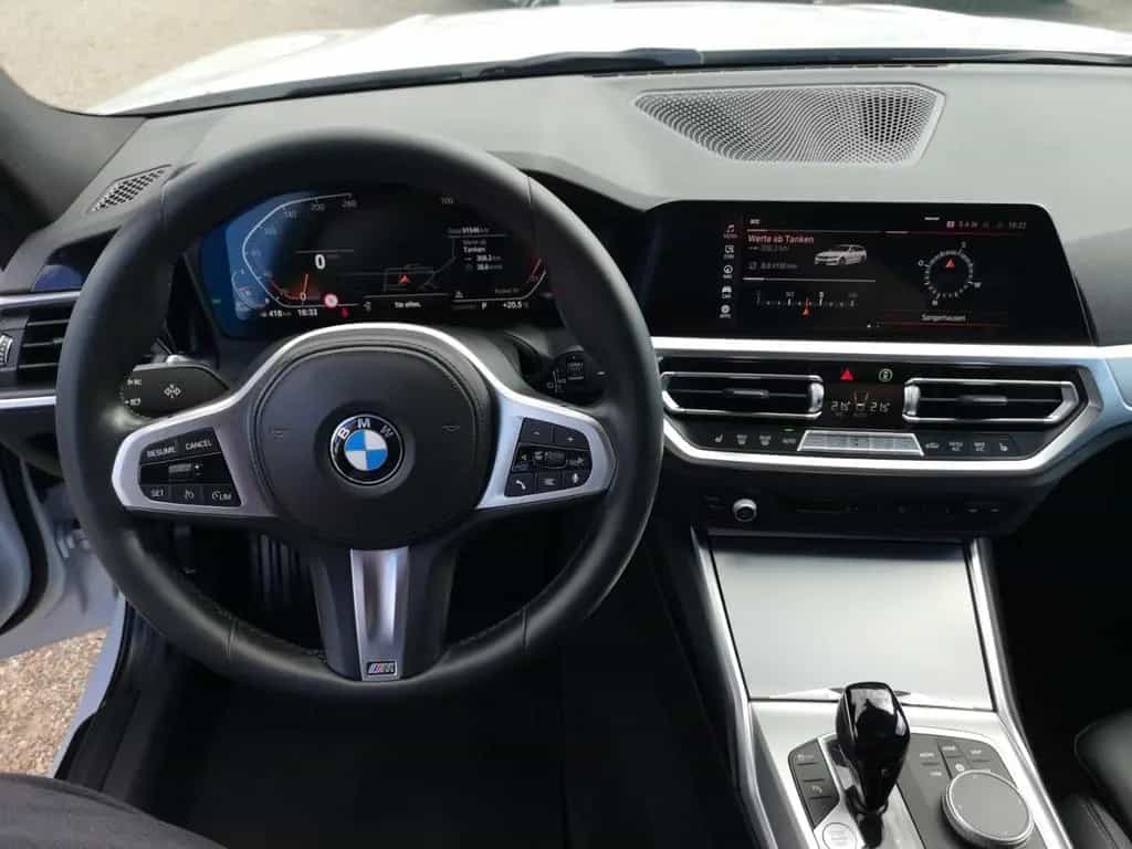 BMW 318 d Tour. LED+NAVI+KLIMAAUTO+PDC+SHZ+KAMERA 01/2022-photo-12