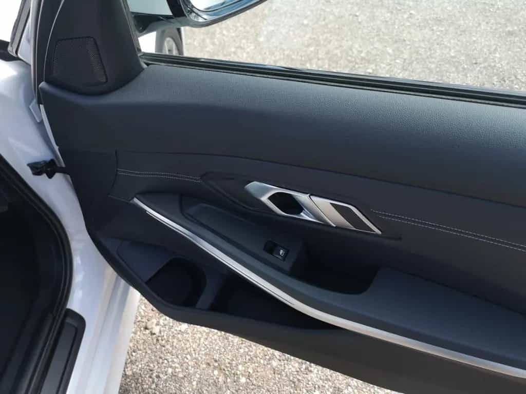 BMW 318 d Tour. LED+NAVI+KLIMAAUTO+PDC+SHZ+KAMERA 01/2022-photo-18