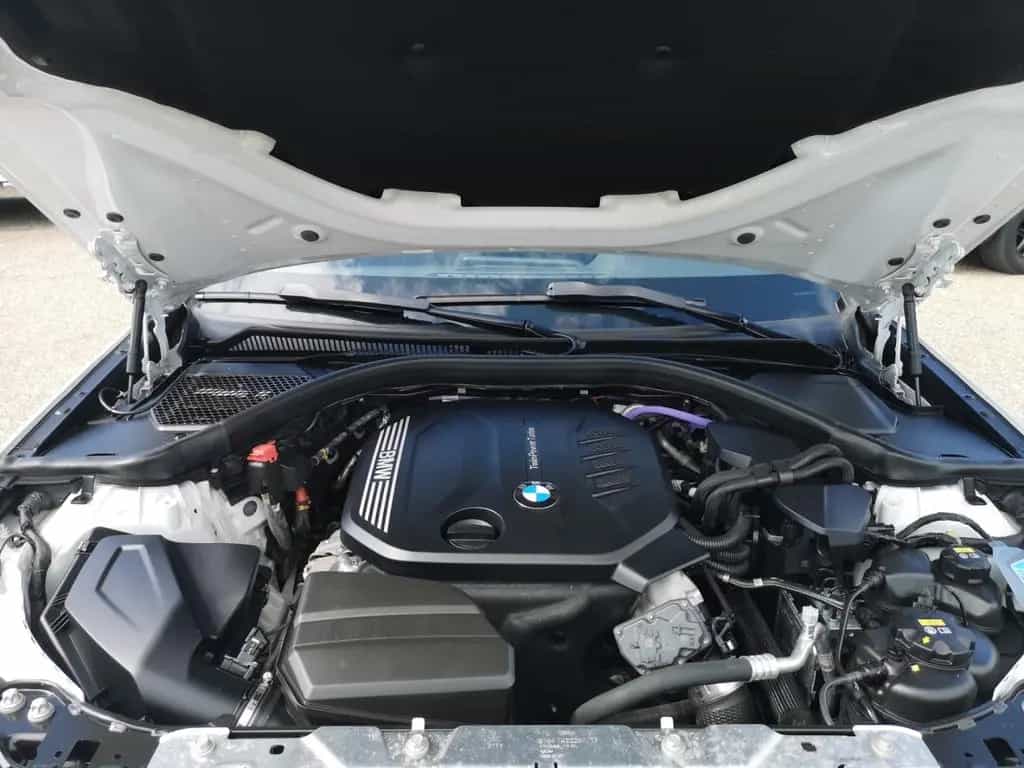 BMW 318 d Tour. LED+NAVI+KLIMAAUTO+PDC+SHZ+KAMERA 01/2022-photo-19