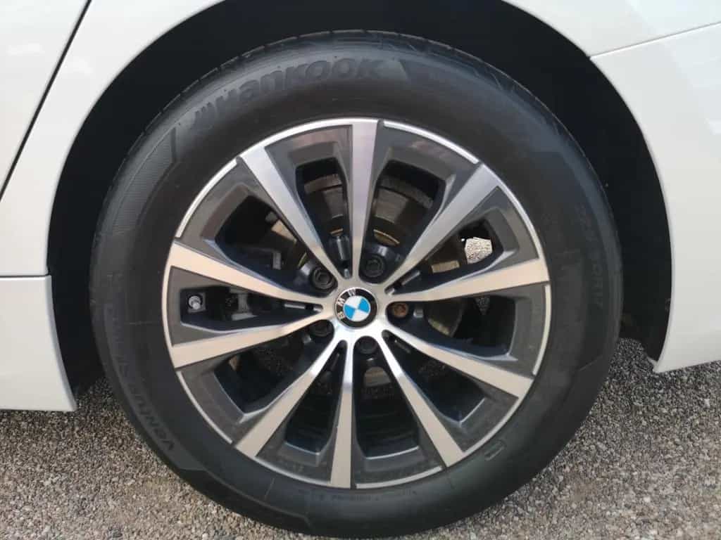 BMW 318 d Tour. LED+NAVI+KLIMAAUTO+PDC+SHZ+KAMERA 01/2022-photo-21