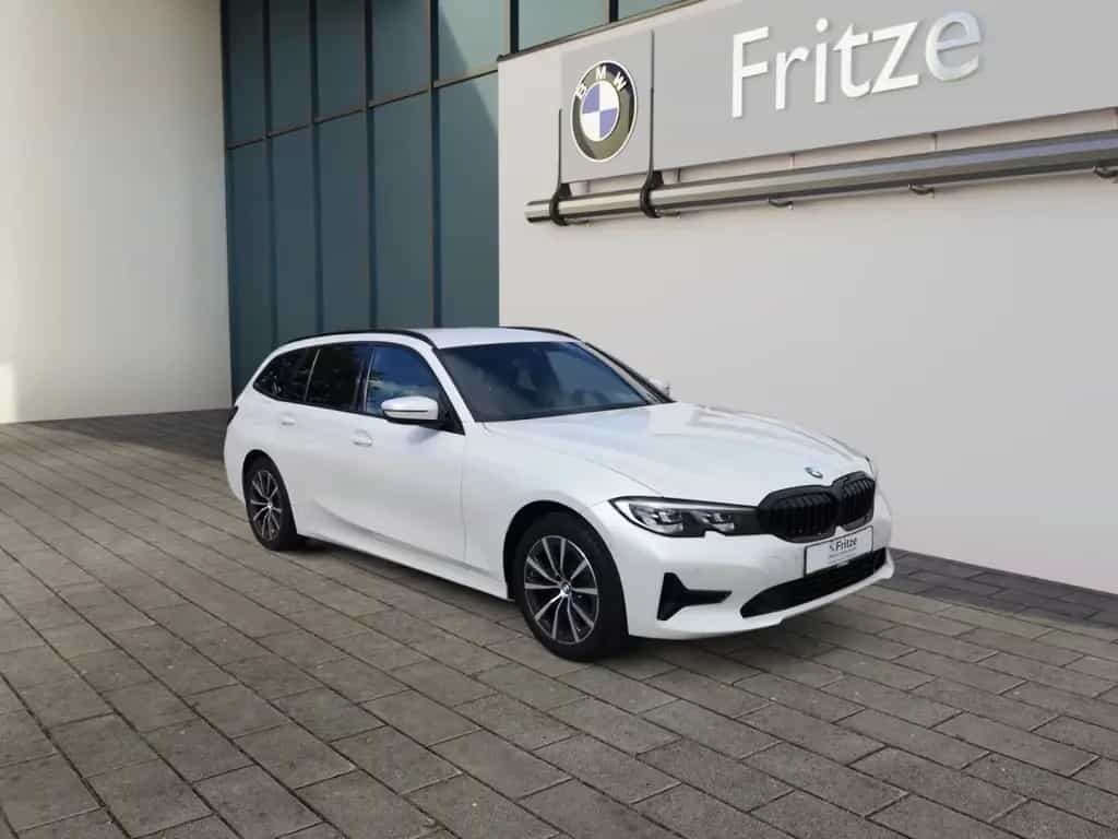 BMW 318 d Tour. LED+NAVI+KLIMAAUTO+PDC+SHZ+KAMERA 01/2022-photo-7
