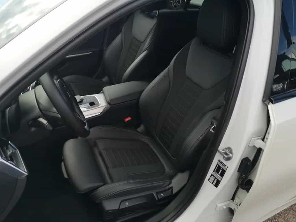 BMW 318 d Tour. LED+NAVI+KLIMAAUTO+PDC+SHZ+KAMERA 01/2022-photo-8