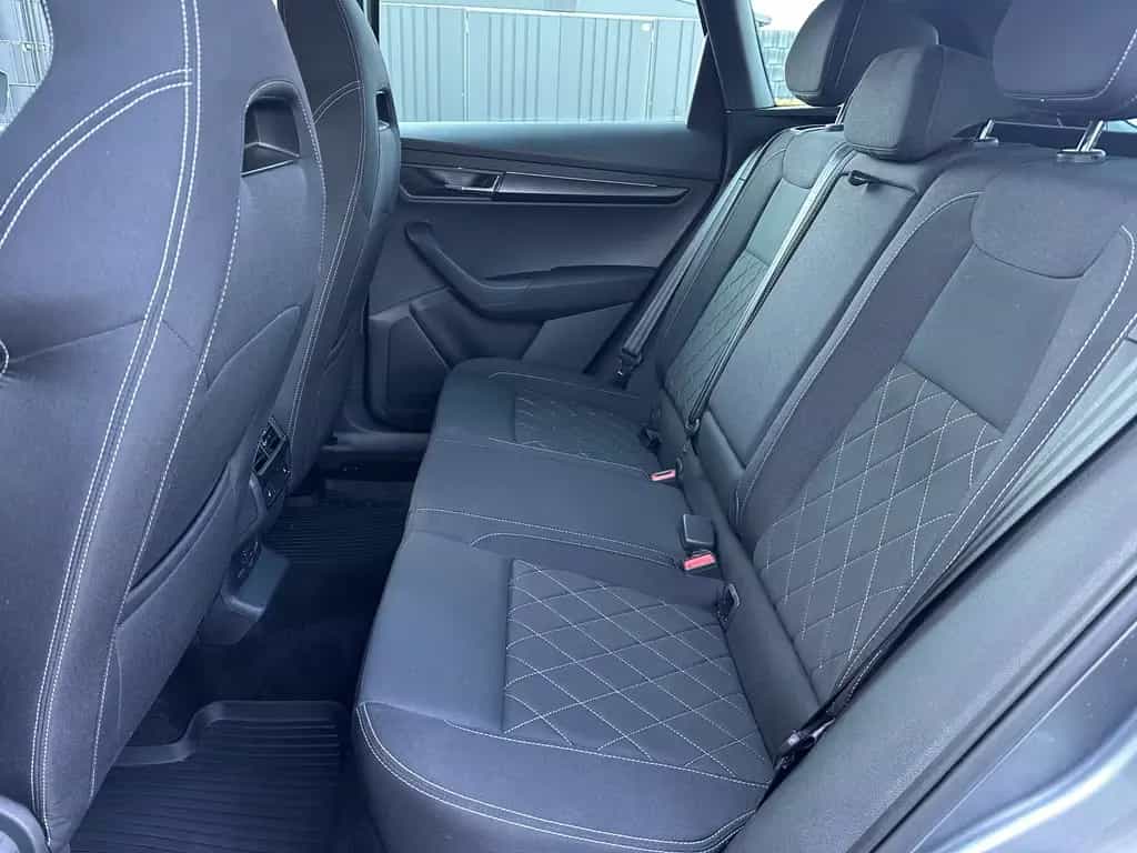 Skoda Karoq 1.5 TSI DSG Sportline NAV+LED+AHK+VCOCK+PP 09/2022-photo-9