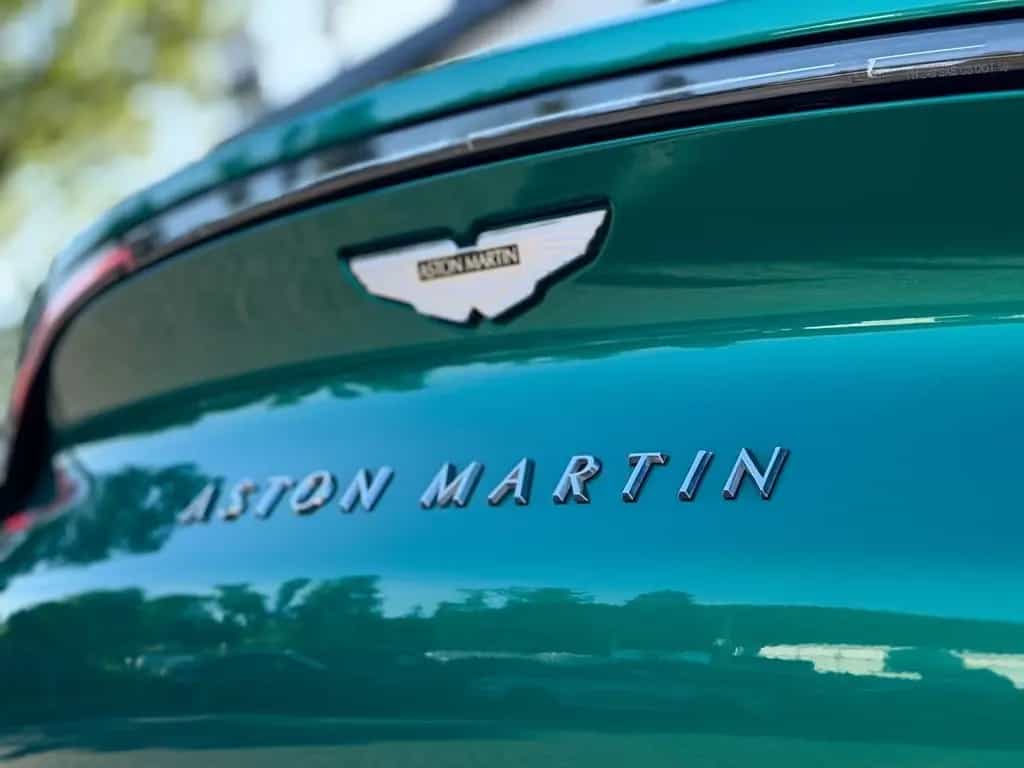 Aston Martin DBX 707 AMR23 | Podium Green | Carbon Keramik 04/2024-photo-15