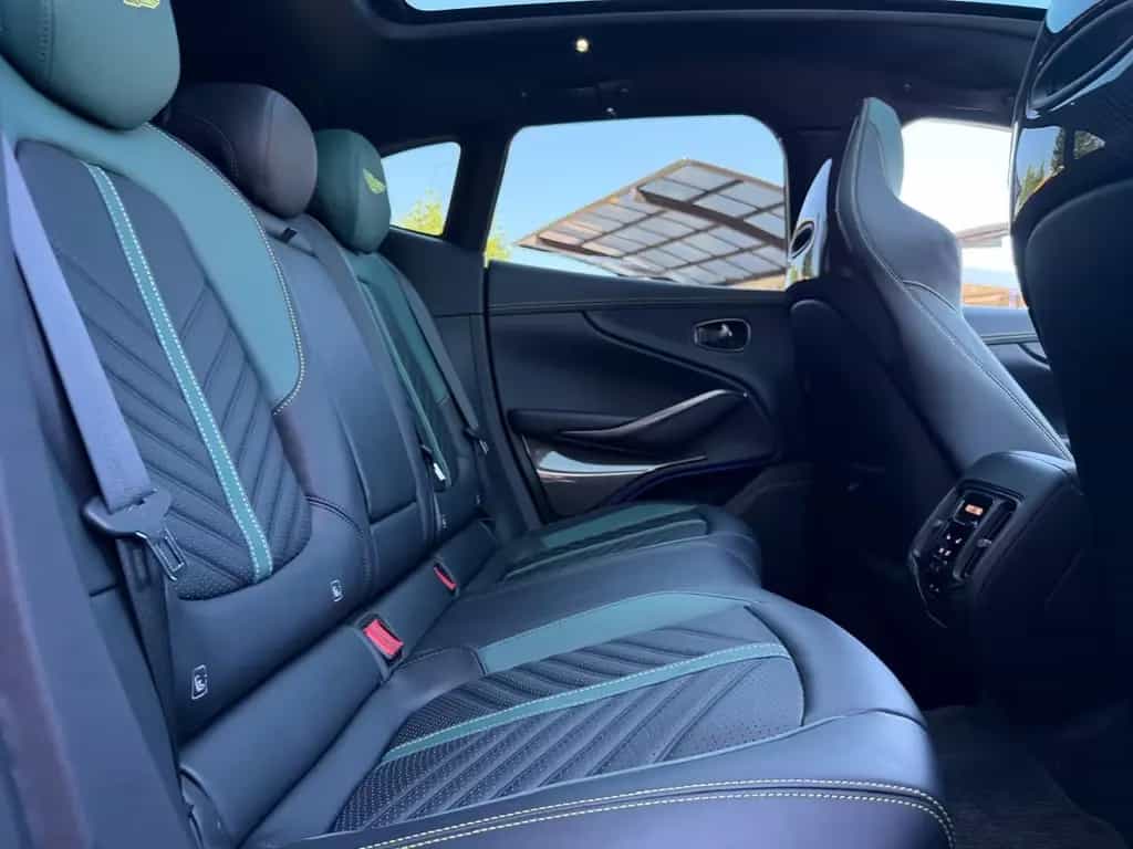 Aston Martin DBX 707 AMR23 | Podium Green | Carbon Keramik 04/2024-photo-28