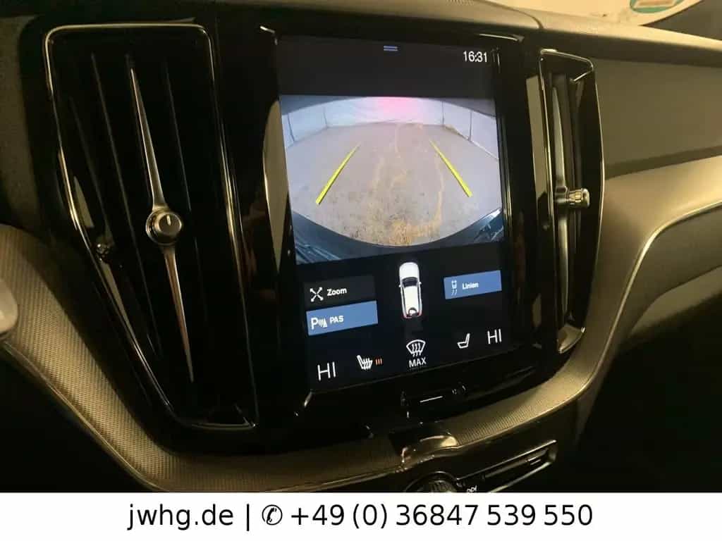Volvo XC60 R Design AWD D 21"Zoll Memory H&K Kamera 03/2020-photo-16