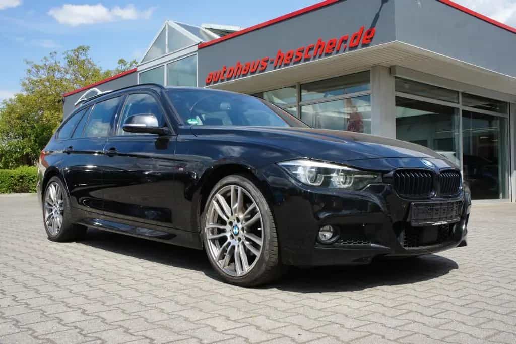 BMW 320 d Touring xDrive Steptronic *M-SPORT*KAMERA* 10/2018-photo-1