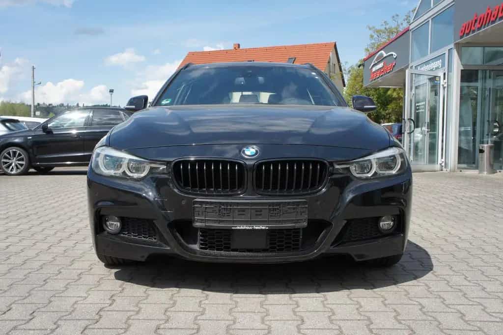 BMW 320 d Touring xDrive Steptronic *M-SPORT*KAMERA* 10/2018-photo-2