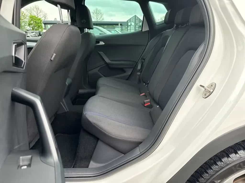 Seat Arona FR 1.0 TSI KAMERA+LED+DAB+KLIMA+TEMPOMAT 03/2023-photo-10