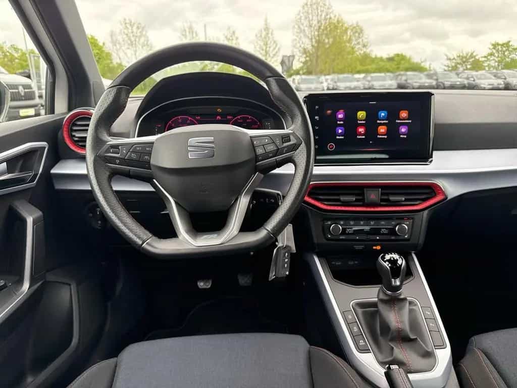 Seat Arona FR 1.0 TSI KAMERA+LED+DAB+KLIMA+TEMPOMAT 03/2023-photo-14