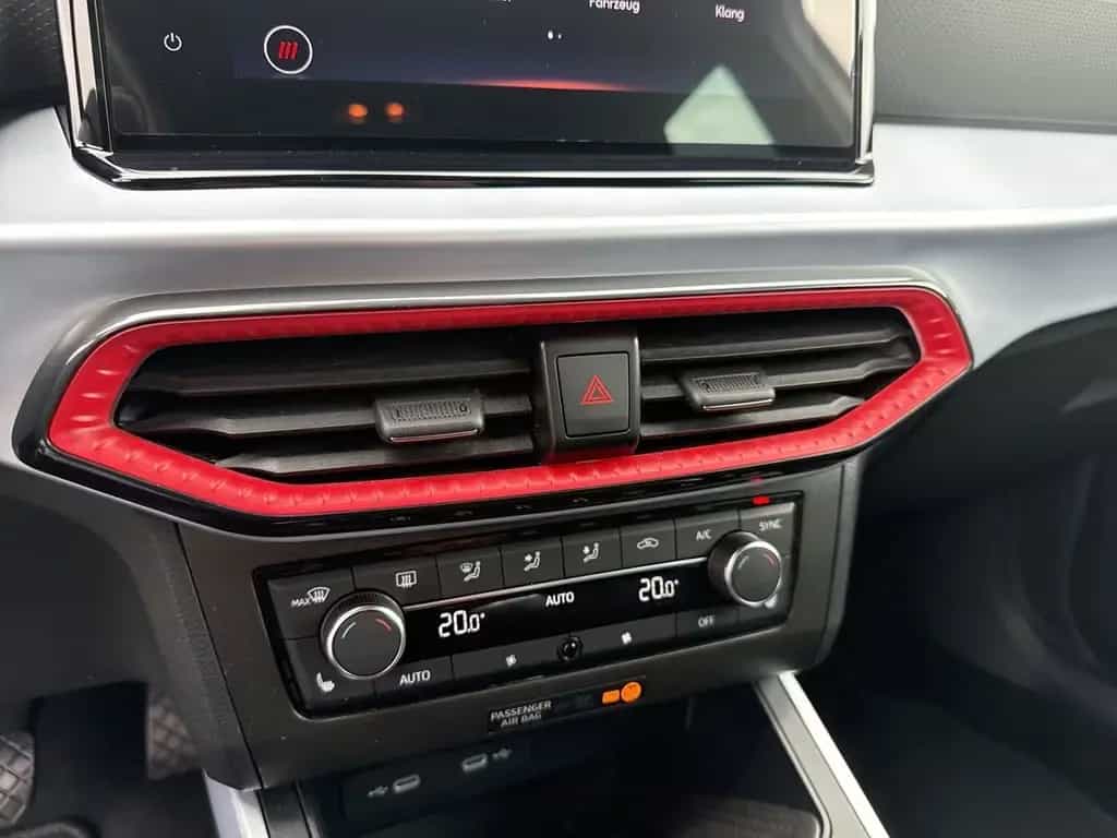 Seat Arona FR 1.0 TSI KAMERA+LED+DAB+KLIMA+TEMPOMAT 03/2023-photo-17