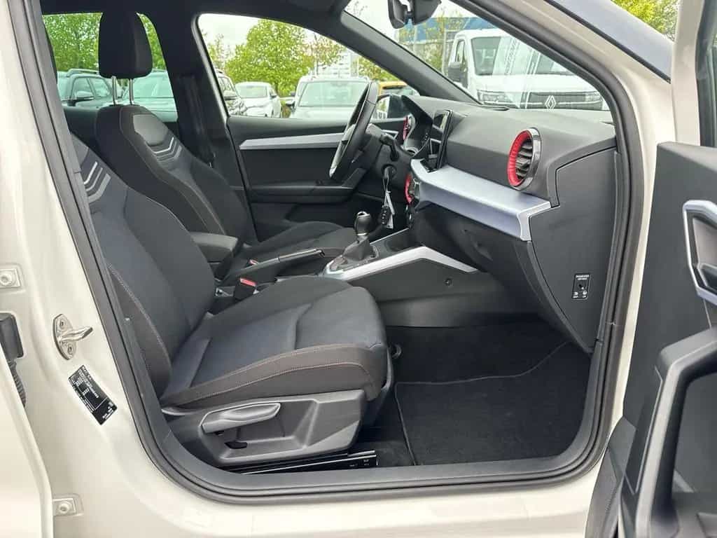 Seat Arona FR 1.0 TSI KAMERA+LED+DAB+KLIMA+TEMPOMAT 03/2023-photo-24