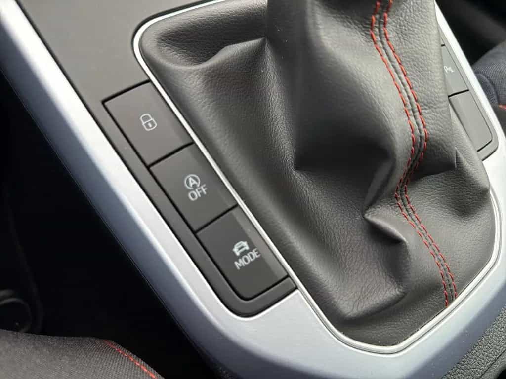 Seat Arona FR 1.0 TSI KAMERA+LED+DAB+KLIMA+TEMPOMAT 03/2023-photo-32