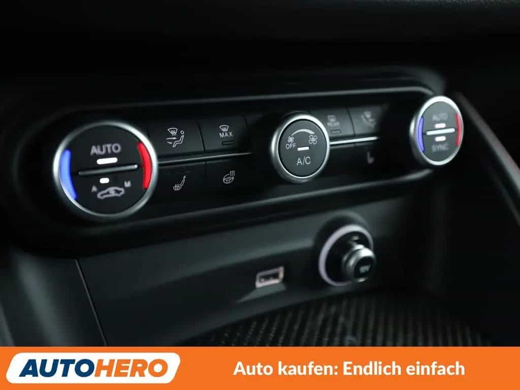 Alfa Romeo Stelvio 2.2 JTDM Estrema Q4 Aut.*NAV*XENON*ACC* 07/2022-photo-22