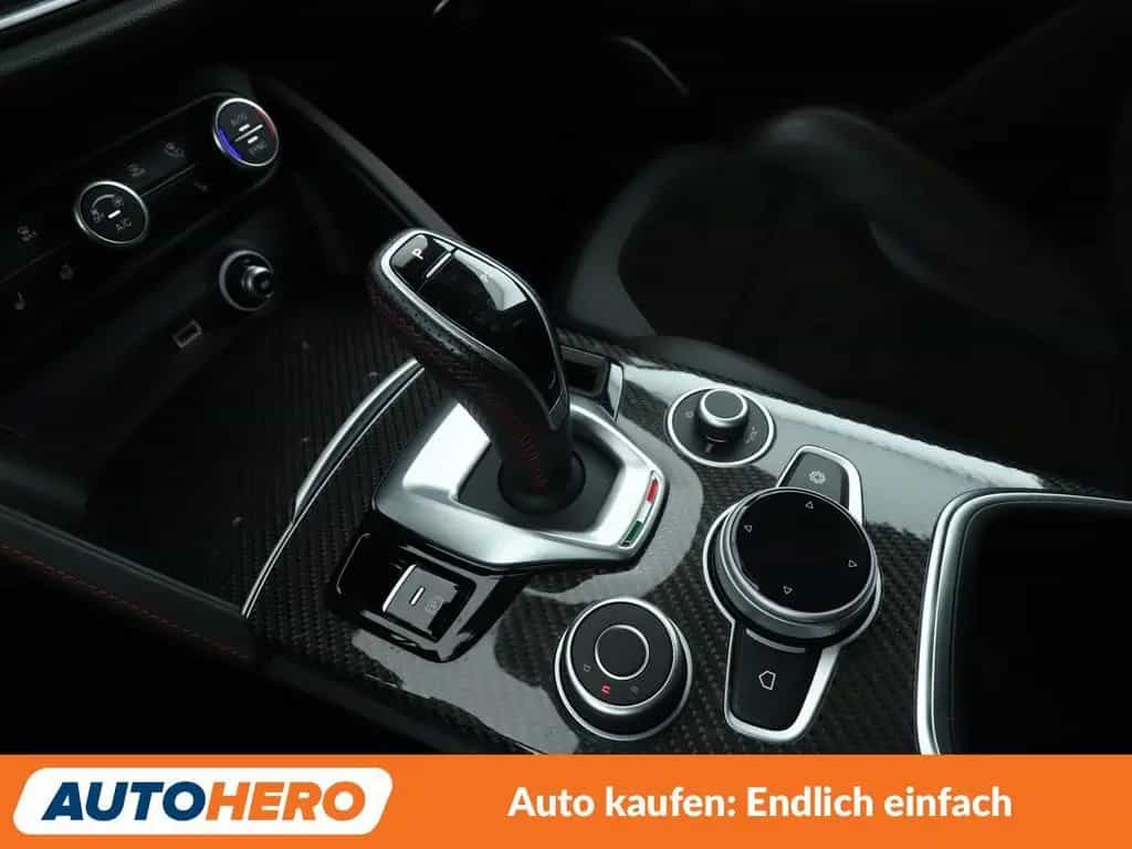 Alfa Romeo Stelvio 2.2 JTDM Estrema Q4 Aut.*NAV*XENON*ACC* 07/2022-photo-23