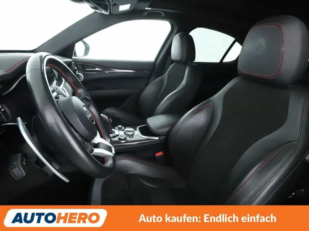 Alfa Romeo Stelvio 2.2 JTDM Estrema Q4 Aut.*NAV*XENON*ACC* 07/2022-photo-9
